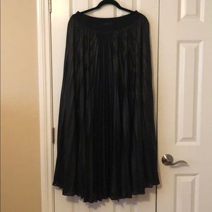 Pleated BCBG Maxi Skirt